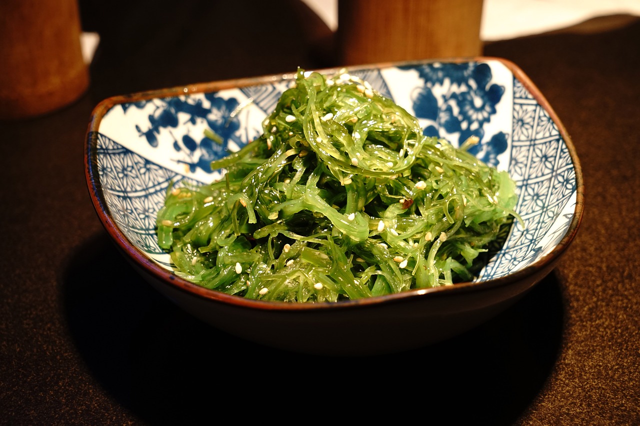 最新創(chuàng)意涼菜盤飾圖片，引領(lǐng)美食藝術(shù)新潮的靈感之源