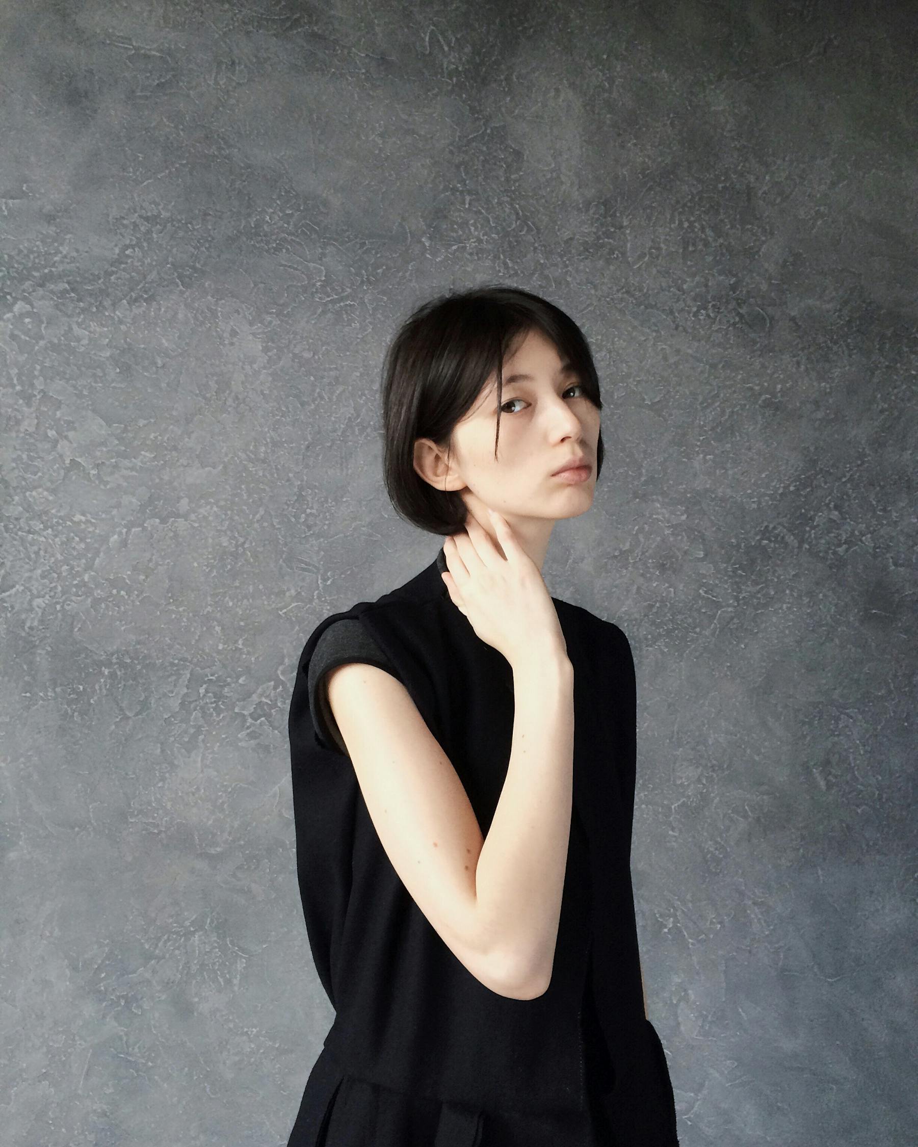 探索時(shí)尚前沿，2017年女性短發(fā)流行趨勢(shì)與發(fā)型設(shè)計(jì)